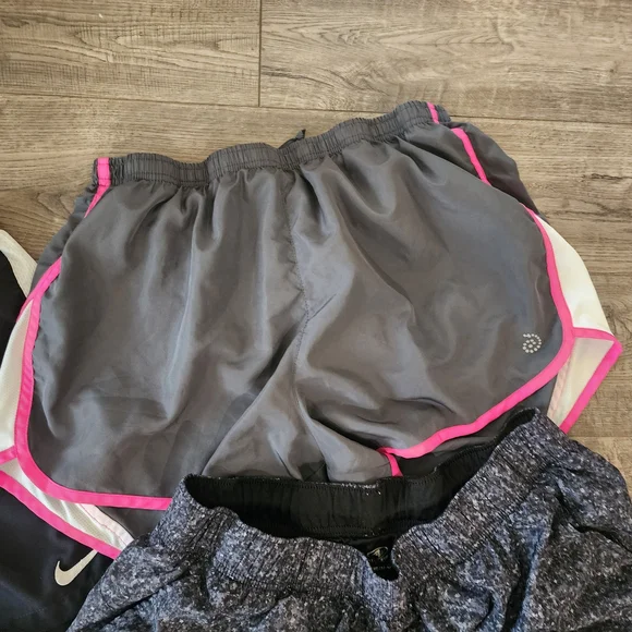Women's Size Xl Black and Gray Shorts Lot - Nike,Avia, Be Inspired -All Ex Cond - Picture 3 of 6